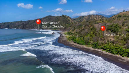 Ocean view land parcel atop rock cliff beside surf spot in Cambutal Panama