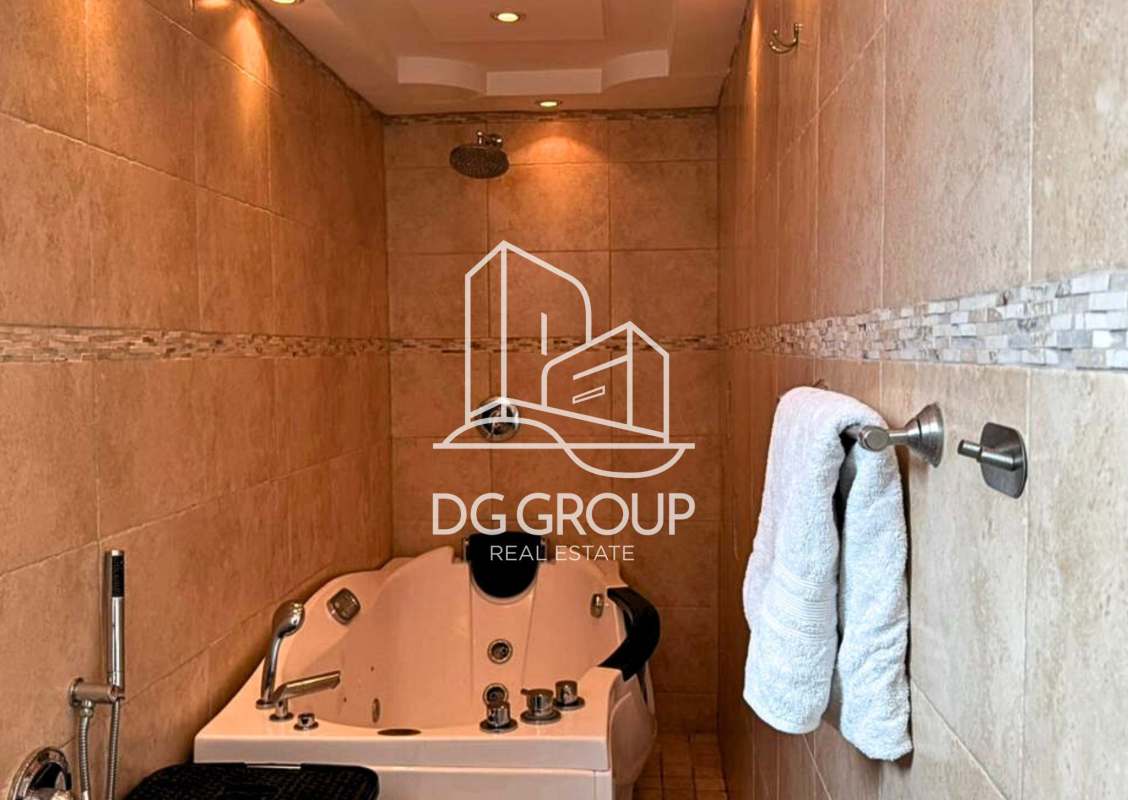 Contemporary bathroom with whirlpool tub whirlpool bath PH Pacific Hill Punta Paitilla