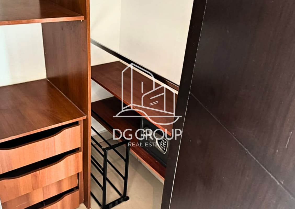 Contemporary bathroom with beige tiles and glass shower PH Pacific Hill Panama