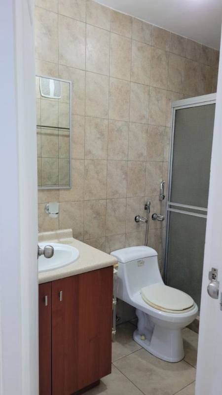 Full bathroom with shower at PH Green Park Condado del Rey Panama