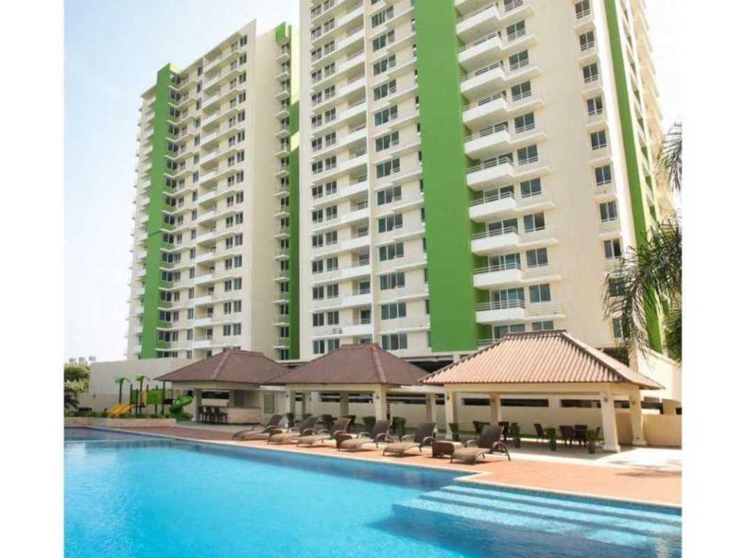 Open living dining room with balcony views at PH Green Park Condado del Rey Panama