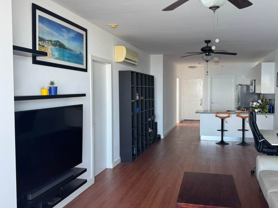 Wraparound balcony with sweeping Pacific Ocean bay views at PH BICSA Panama City