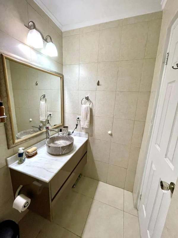 Elegant building lobby with contemporary seating and lighting PH Bella Vista Park Panama City