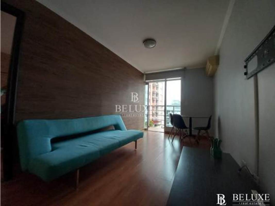 Bright bedroom with city views at Mediterráneo Loft El Cangrejo Panama