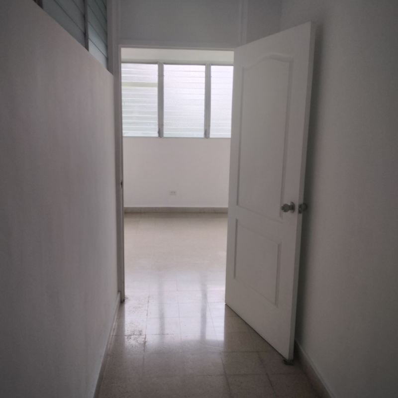 Interior hallway with open doors apartment for rent Panama City Calle 50