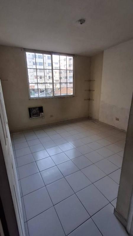Bathroom view with tiles and shower PH Mystic Park Panama City