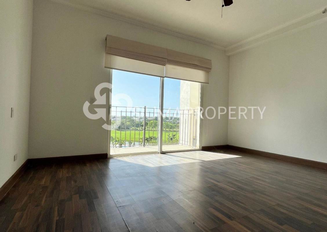 Modern kitchen with island granite top in PH The Reserve Santa Maria Golf Panama City