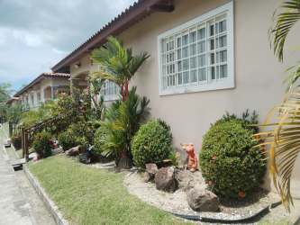 Third bedroom with AC and large window PH Villa de Ensueños Panama