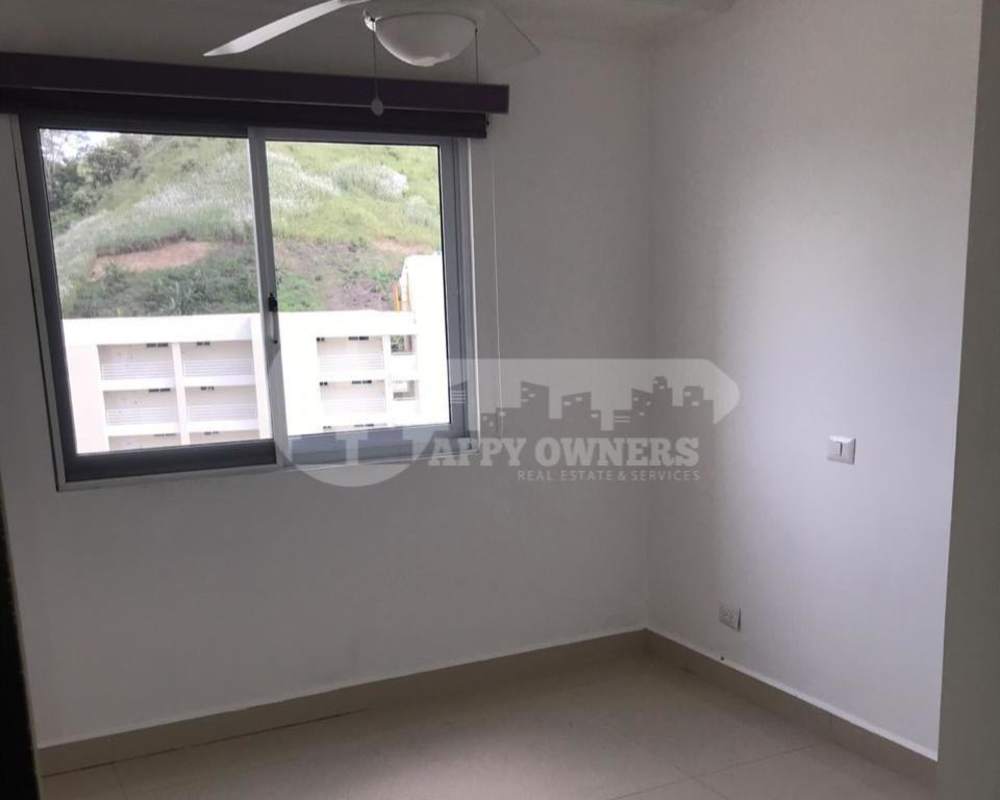 Fully equipped fitness center with cardio machines PH Altamira Gardens Panama