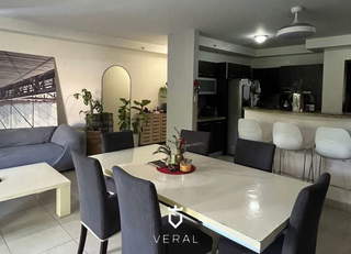 Condominium for Sale in Clayton - 2 bedrooms