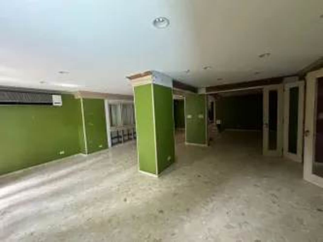 Large 5BR Commercial / Residential House for Rent Obarrio Panama