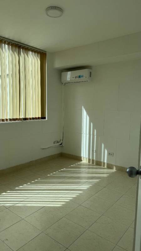 Living dining open space with breakfast bar granite top in PH Plaza Edison apartment Panama City Edison Park