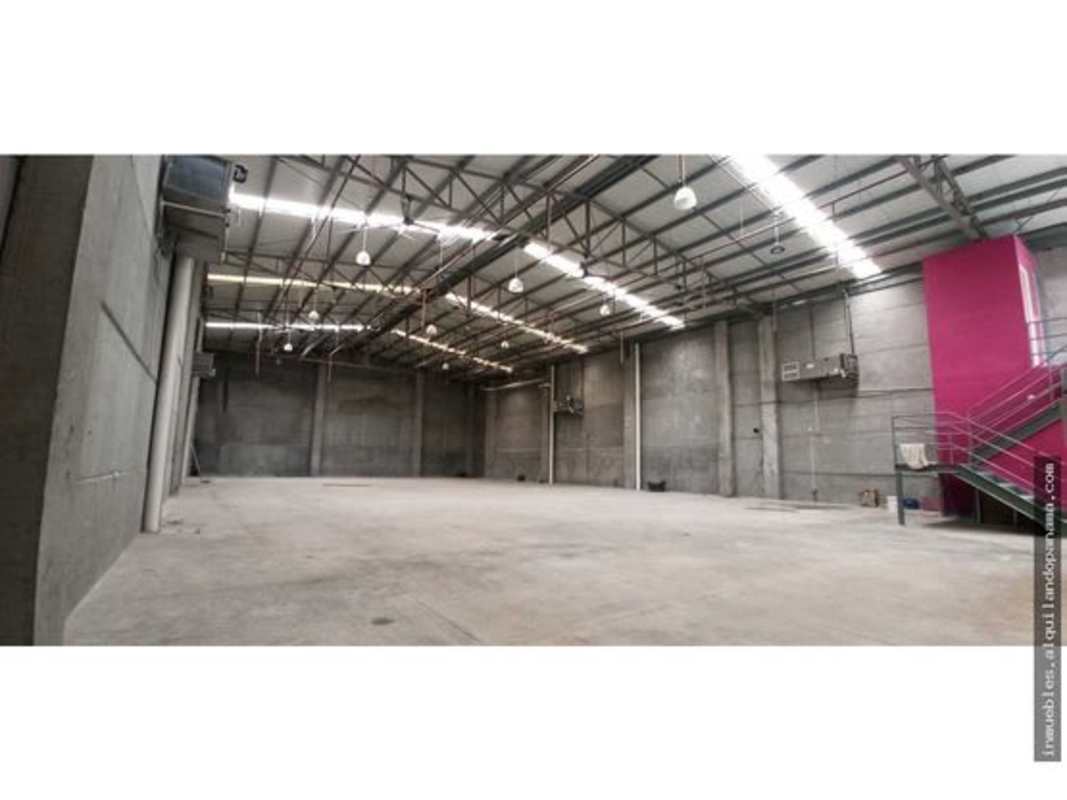 Warehouse with mezzanine space and high ceilings, commercial property in Costa del Este Panama
