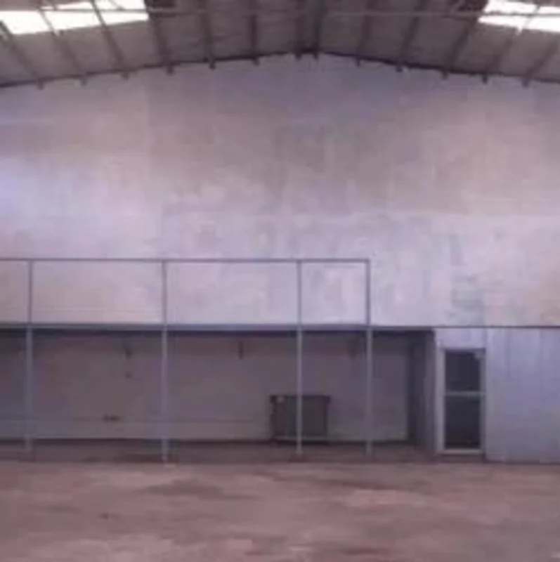 Warehouse space with metal panel office partition in Monte Oscuro Panama for lease