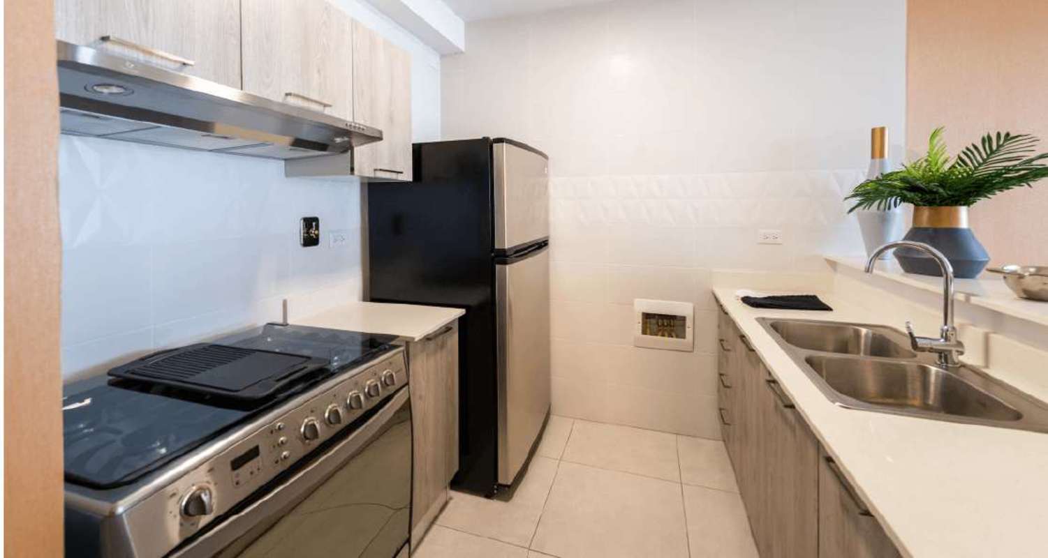 Modern open kitchen with granite counter, modular design Greenwood Panama