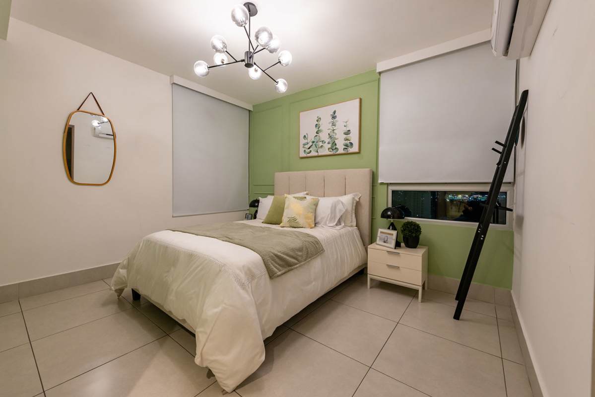 Cozy bedroom with split AC, panoramic city mountain view Greenwood Panama