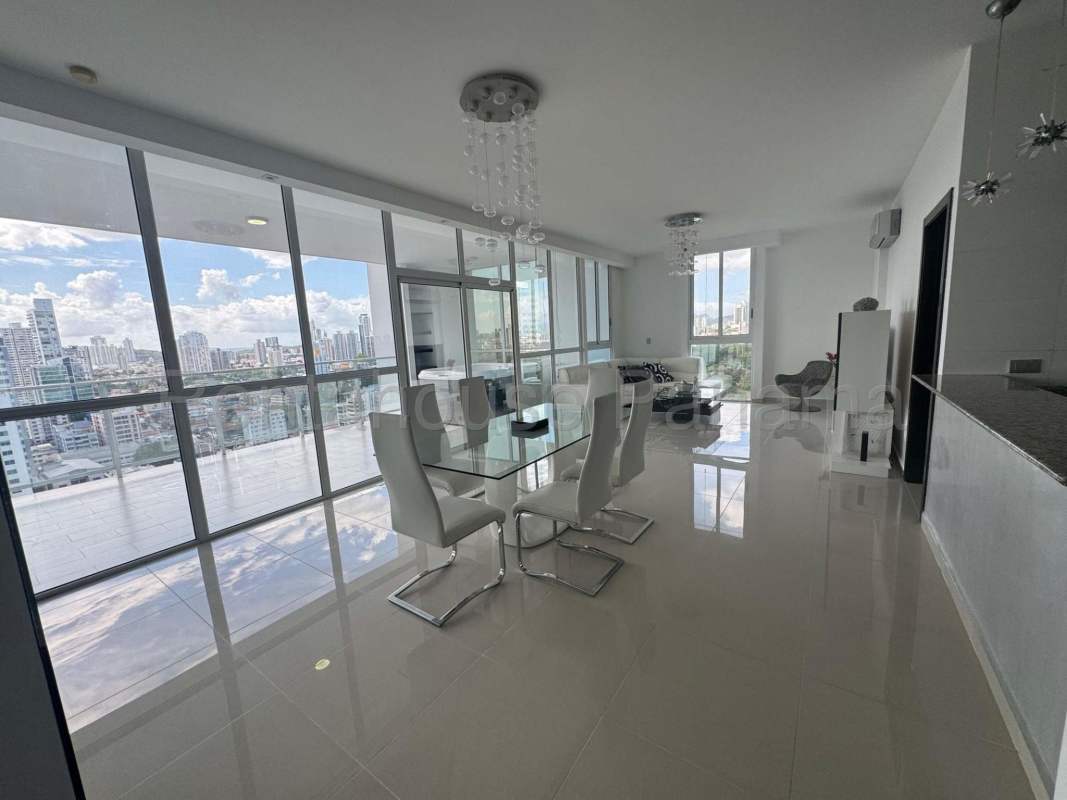 Contemporary open kitchen with granite countertops at PH Quadrat for rent in San Francisco Panama