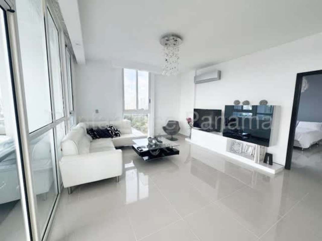 Contemporary kitchen with granite counters and appliances in PH San Francisco Tower Panama