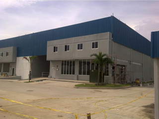 Warehouse for Sale in 24 de Diciembre - 0 bedrooms