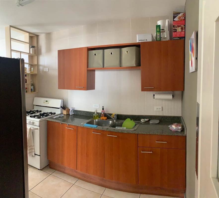Private balcony with panoramic Pacific Ocean and city skyline views in San Francisco Bay