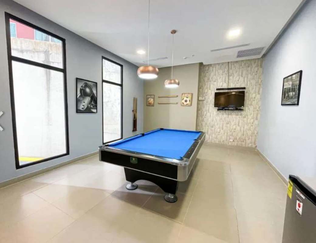 Balcony with panoramic city skyline view at PH Portofino Tower Villa de las Fuentes