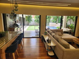 House for Sale in Costa del Este - 4 bedrooms