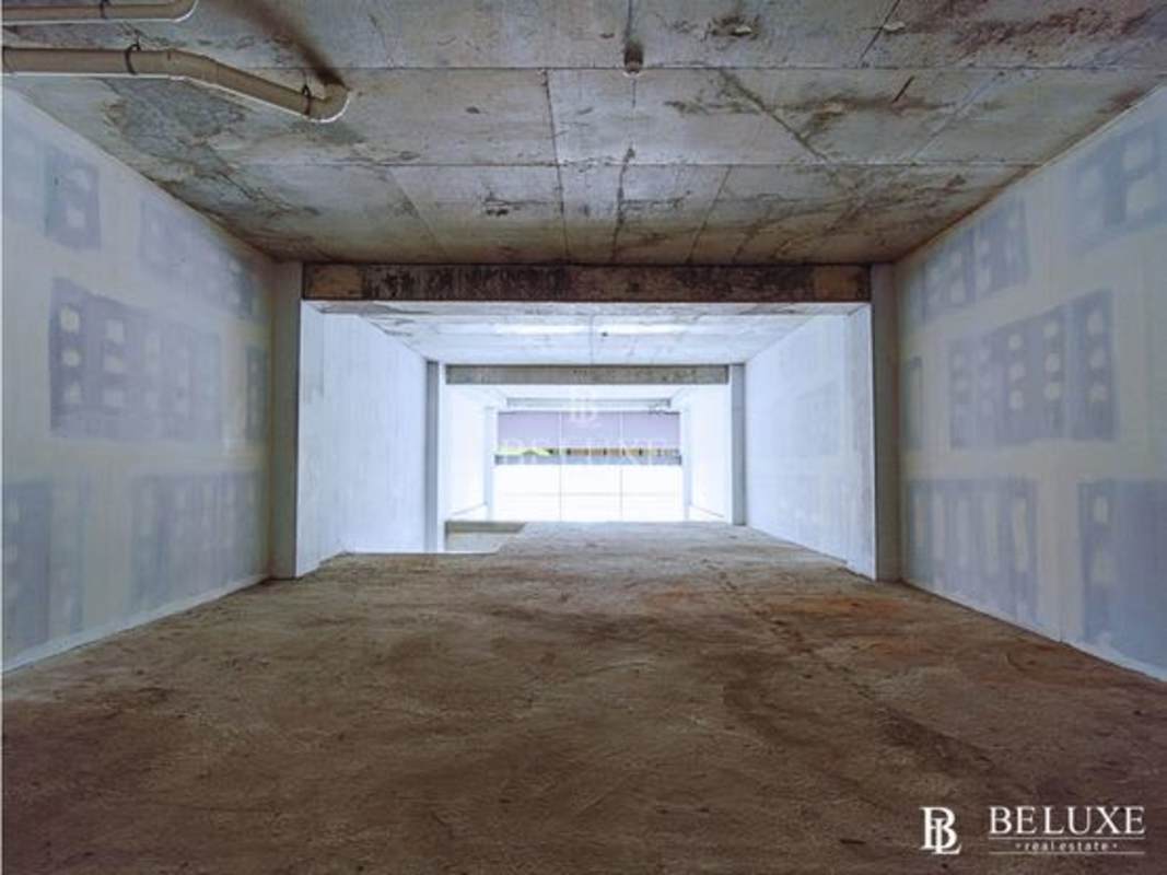 Second level mezzanine area of commercial shell at Dorado City Center Panama City