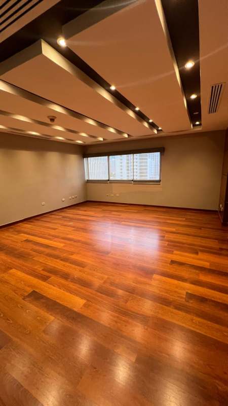 Modern cubicle workspace in commercial office at PH Scotia Plaza Bella Vista Panama