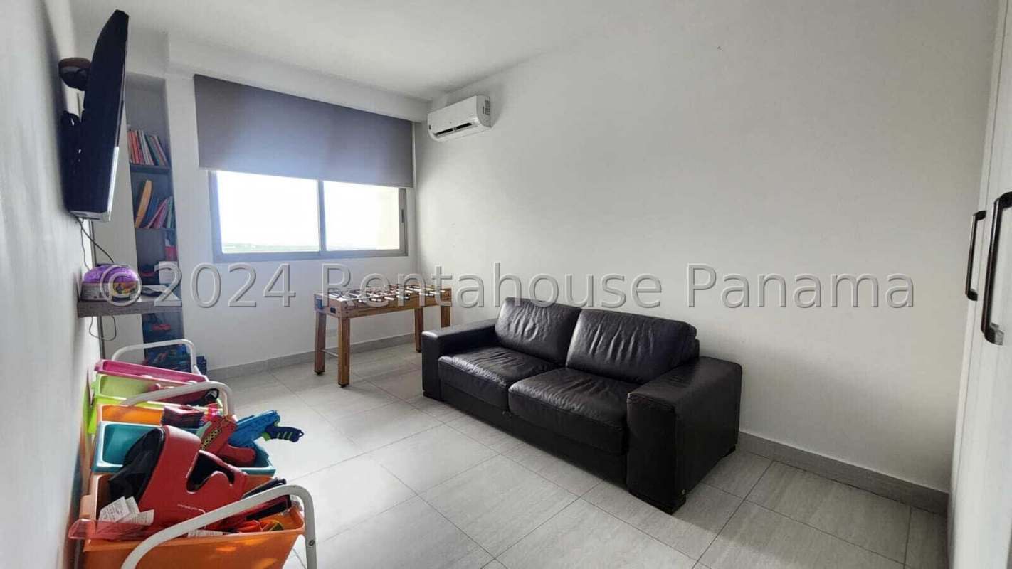 Contemporary kitchen with stainless appliances, high-end cabinets in PH Parkview Costa del Este Panama City