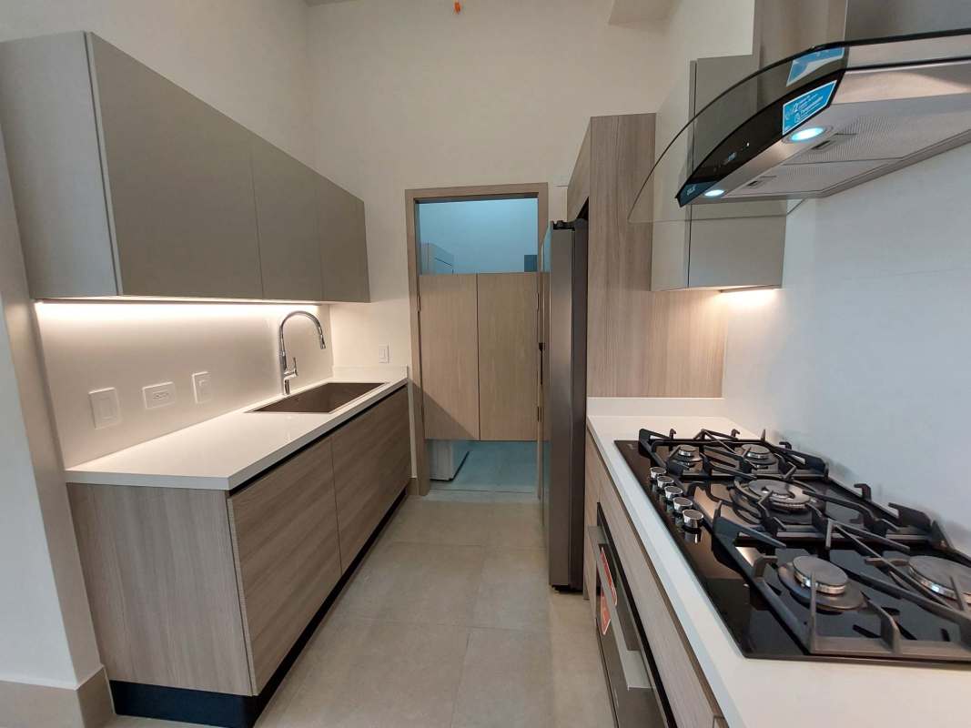 Bedroom with ensuite bathroom and golf view at Ocean House Panama