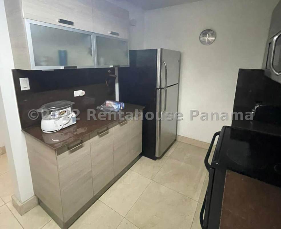 Bright living room opening to balcony with ocean view PH Villa del Mar Avenida Balboa Panama