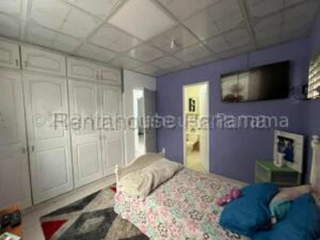 House for Sale in Las Acacias - 3 bedrooms