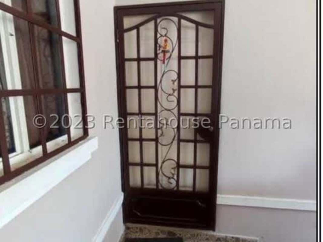 Full bathroom with walk-in shower and ceramic tile at Vista del Valle Villa Lucre Panama