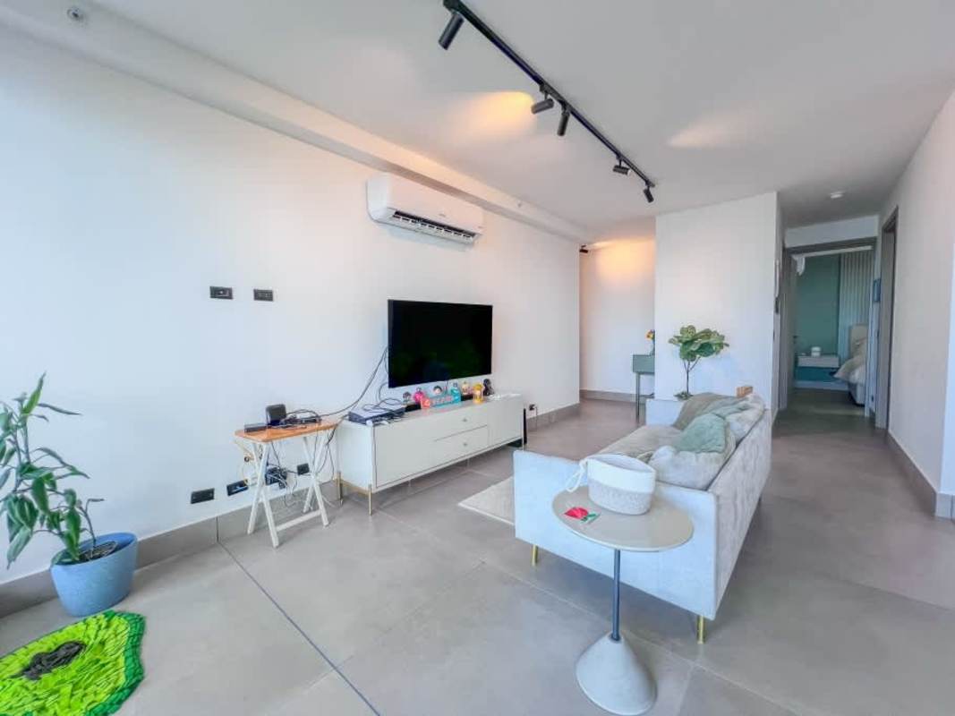 Master bedroom ocean views floor to ceiling windows PH Victory Wellness Coco del Mar