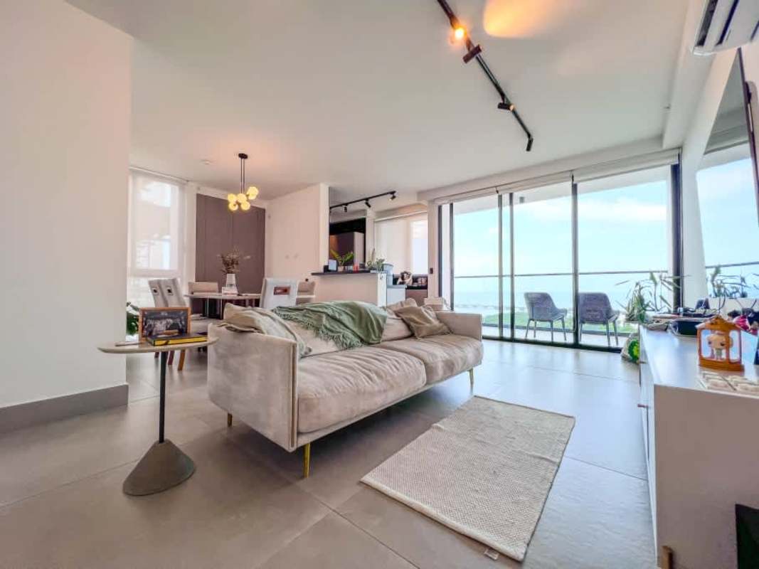 Contemporary kitchen granite countertops ample storage PH Victory Wellness Coco del Mar Panama