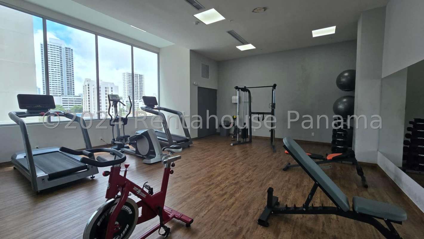 Lobby with reception desk bright modern design PH Carrasquilla Plaza Carrasquilla Panama