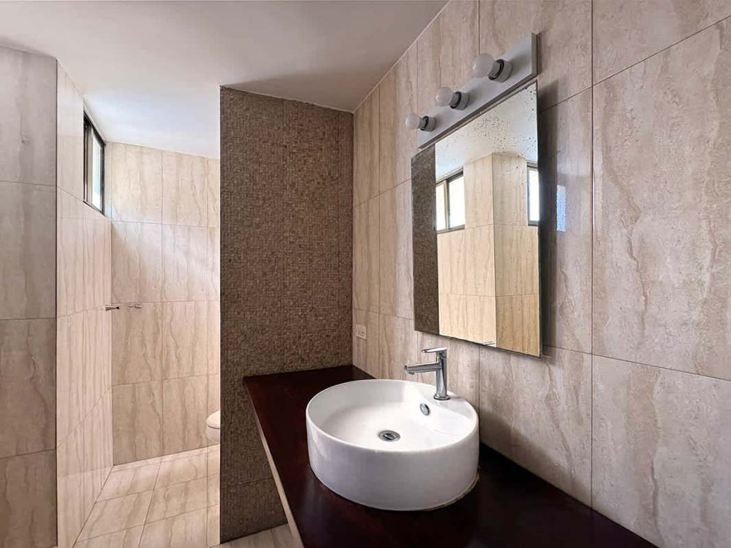 Private balcony enclosed glass city views PH Orion El Cangrejo Panama apartment for sale