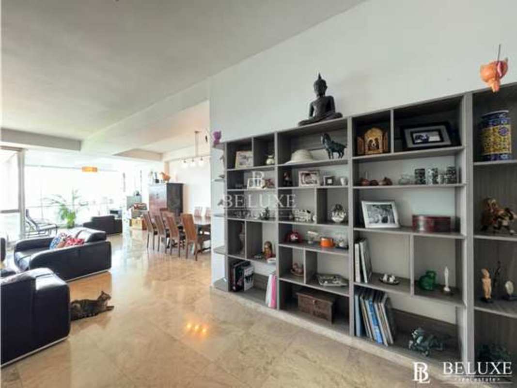 Elegant dining area with city ocean views in PH Titanium Panama City