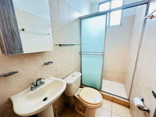 Apartment for Sale in San Francisco - 3 bedrooms