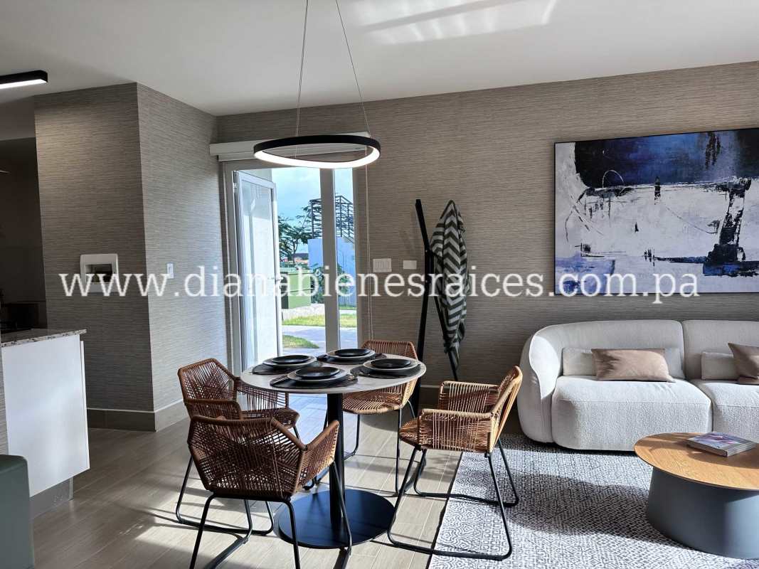 Beachfront 3BR Lock-Off Condo in Playa Pacific Panama