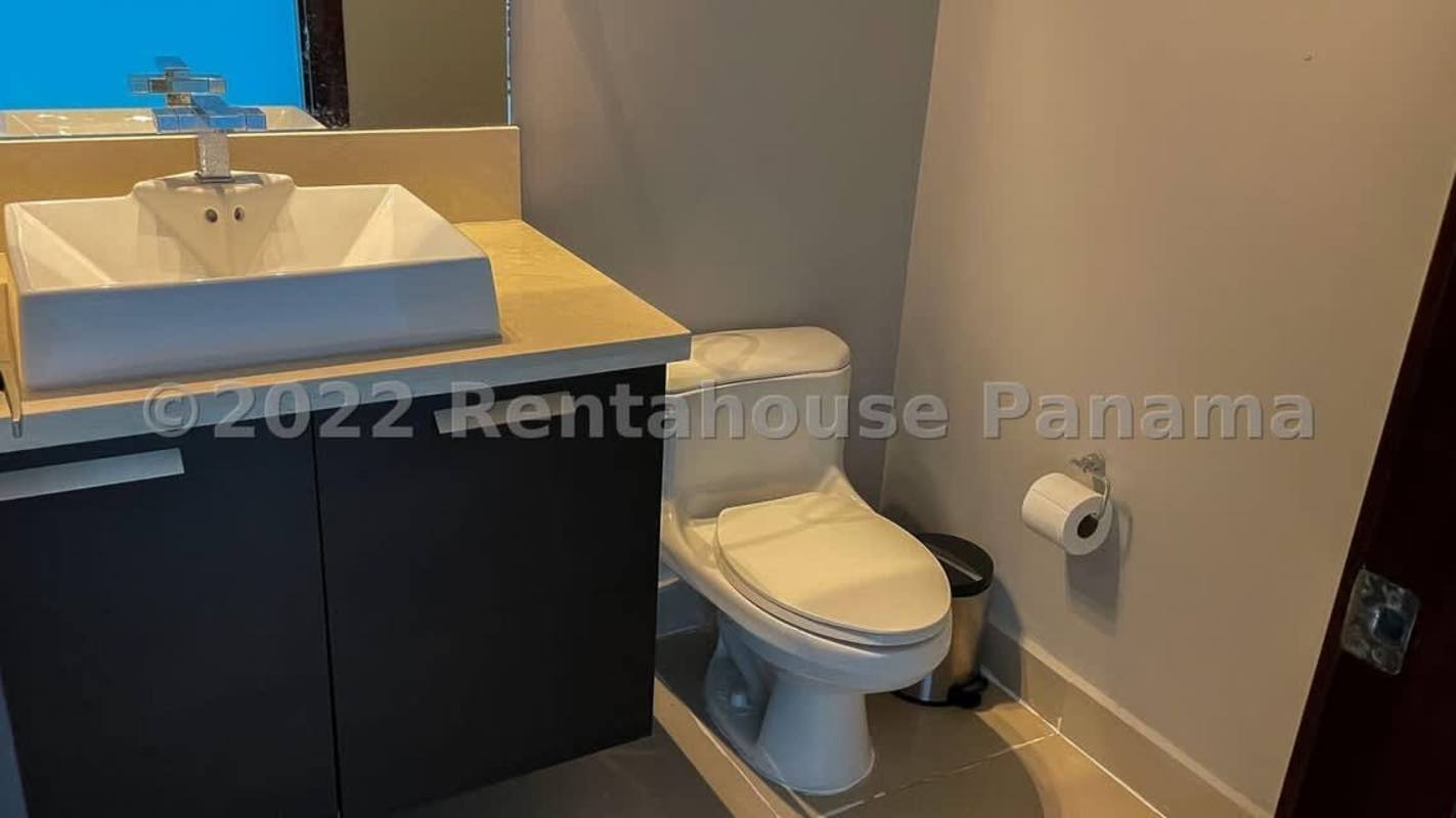 Dining space with panoramic city and ocean views PH The Ocean Club Punta Pacifica