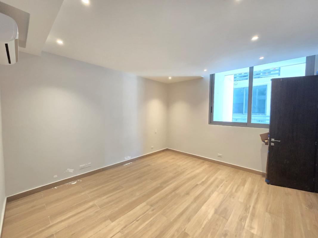 Luxury indoor pool lounge in PH Sea Point Punta Paitilla Panama