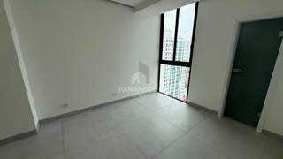 Apartment for Sale in San Francisco - 3 bedrooms