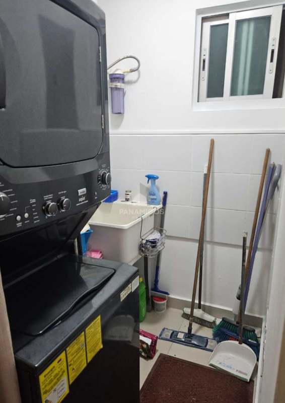 Modern bathroom with glass shower divider and tile PH Torre Delta Panama City