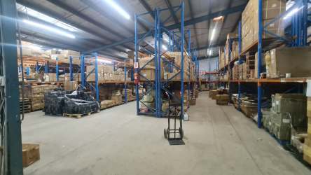 Large Two-Level Warehouse France Field Zona Libre Colón