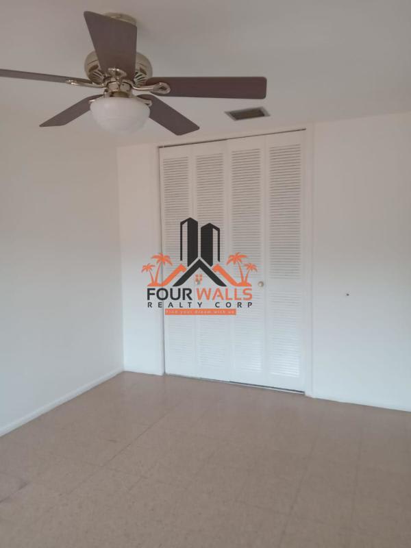 Large green backyard lawn perfect for families in Clayton Village Panama