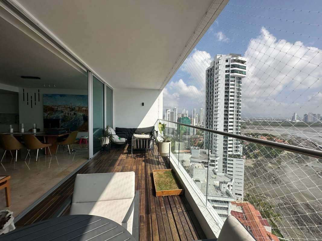 Balcony overlooking bay and city skyline in PH Venetian Tower Coco del Mar Panama