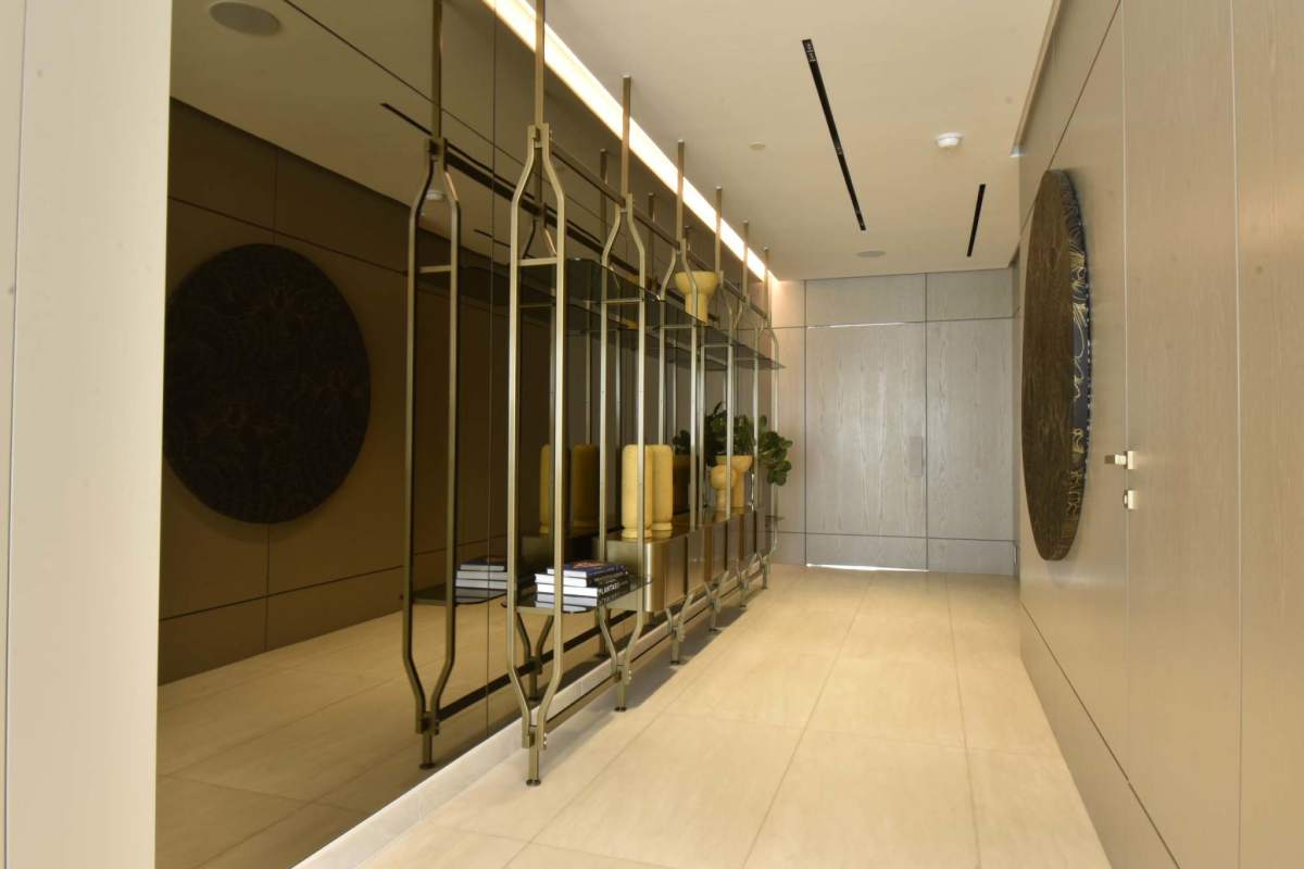 Elegant master bathroom featuring double sink vanity and spa tub in Santa Maria Golf Panama luxury apartment