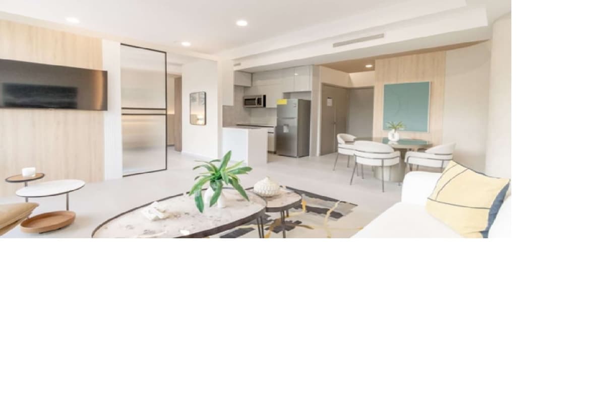 Infinity pool and jacuzzi on terrace with bay and skyline views at PH Seaside House Panama