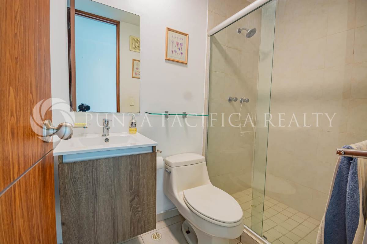 Full bathroom with glass shower and designer fixtures PH Terrawind Tower Coco del Mar Panama City
